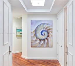 Picture of 100 S Pointe Dr # 1501, Miami Beach, FL 33139