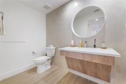 Picture of 120 Salamanca Ave # 4A, Coral Gables, FL 33134