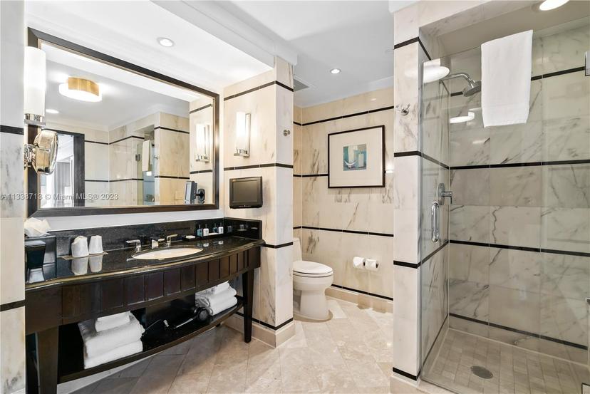 Picture of 4391 Collins Ave, Miami Beach FL 33140