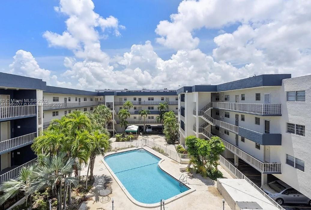 Picture of 16750 NE 10 Ave # 201, North Miami Beach, FL 33162