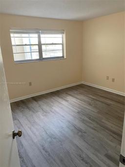 Picture of 16750 NE 10 Ave # 201, North Miami Beach, FL 33162