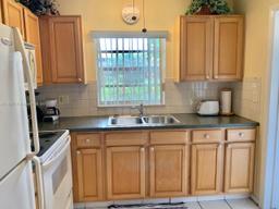Picture of 5300 Washington St # G123, Hollywood, FL 33021
