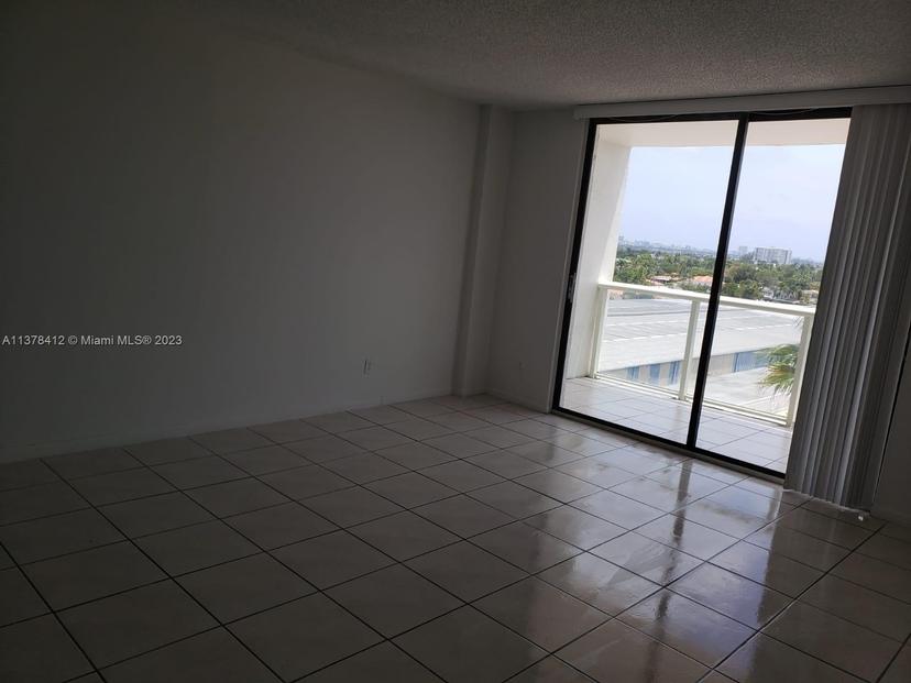 Picture of 13499 Biscayne Blvd # 712, North Miami FL 33181