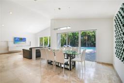 Picture of 147 Golden Beach Dr, Golden Beach, FL 33160