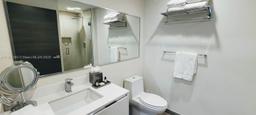 Picture of 777 N Ocean Dr # N510, Hollywood, FL 33019