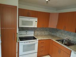 Picture of 1501 NE 191St St # C107, Miami, FL 33179