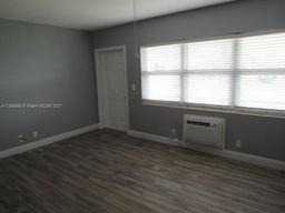 Picture of 118 E Salisbury E # 118, West Palm Beach, FL 33417