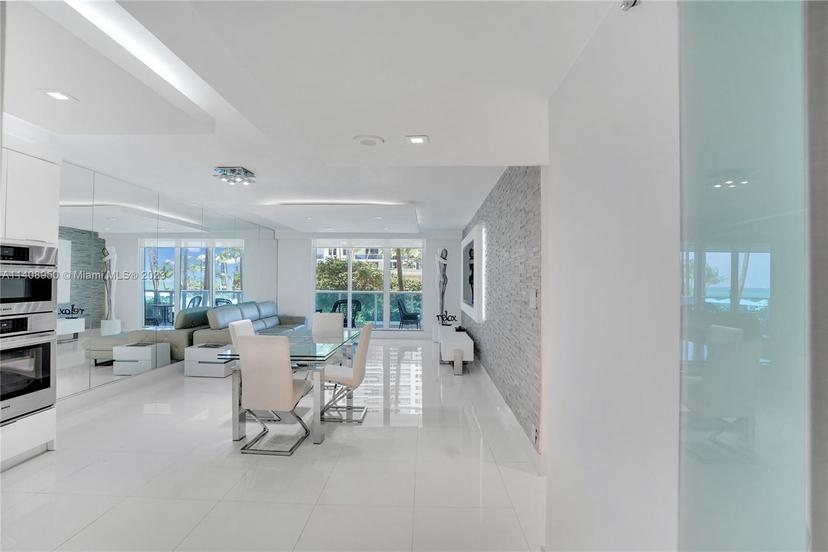 Picture of 2301 Collins Ave # 416, Miami Beach FL 33139
