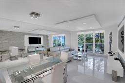 Picture of 2301 Collins Ave # 416, Miami Beach, FL 33139