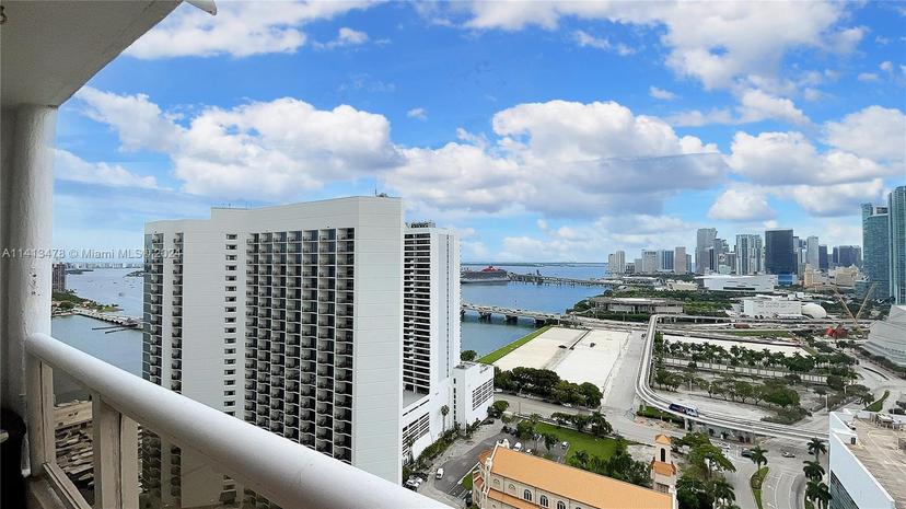 Picture of 1717 N Bayshore Dr # 3252, Miami FL 33132