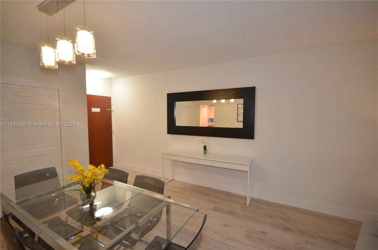 Picture of 3801 S Ocean Dr # 1D, Hollywood, FL 33019