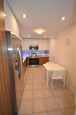 Picture of 3801 S Ocean Dr # 1D, Hollywood, FL 33019