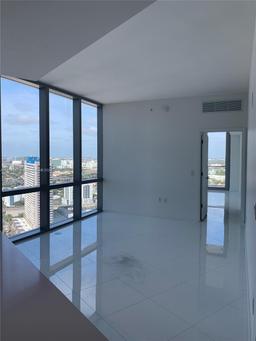 Picture of 851 NE 1St Ave # 2702, Miami, FL 33132