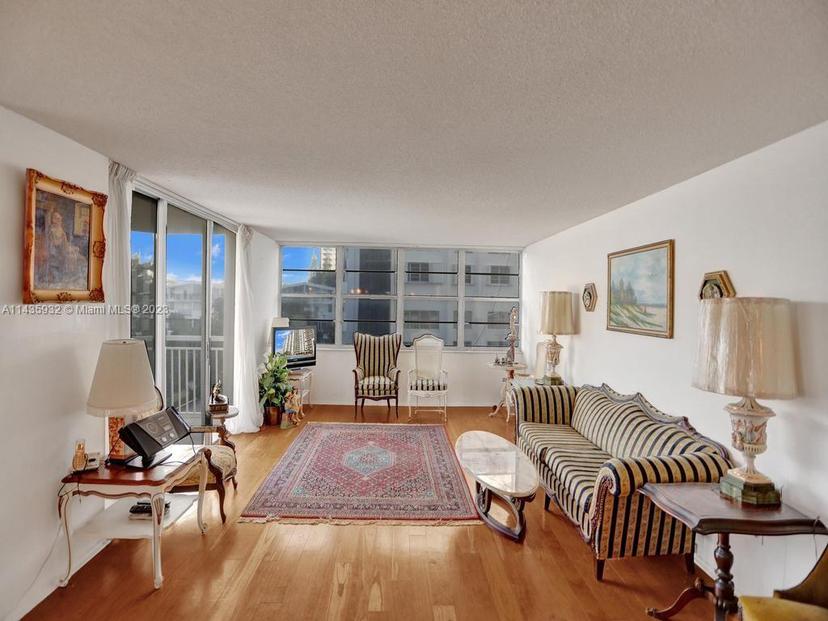 Picture of 18051 Biscayne Blvd # 304, Aventura FL 33160