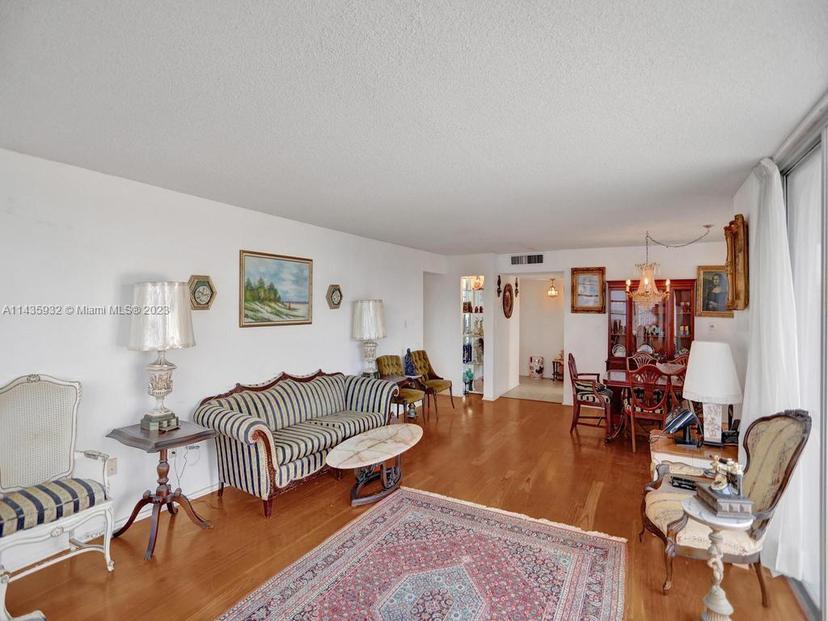 Picture of 18051 Biscayne Blvd # 304, Aventura FL 33160