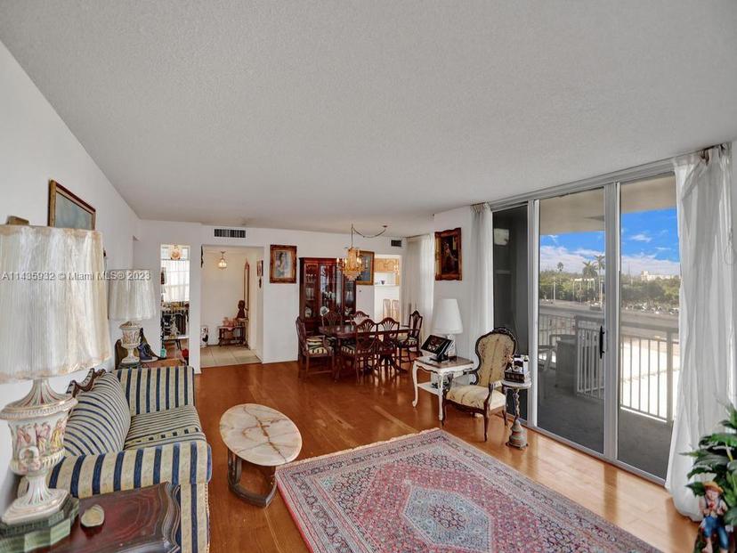 Picture of 18051 Biscayne Blvd # 304, Aventura FL 33160