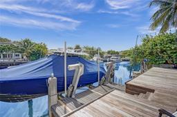 Picture of 1912 NE 119Th Rd, North Miami, FL 33181