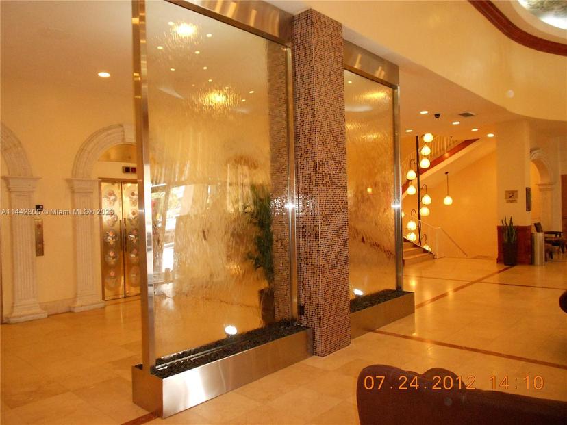 Picture of 19201 Collins Ave # 637, Sunny Isles Beach FL 33160
