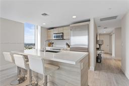 Picture of 16385 Biscayne Blvd # 3121, North Miami Beach, FL 33160