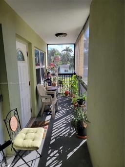 Picture of 1425 Arthur St # 216B, Hollywood, FL 33020