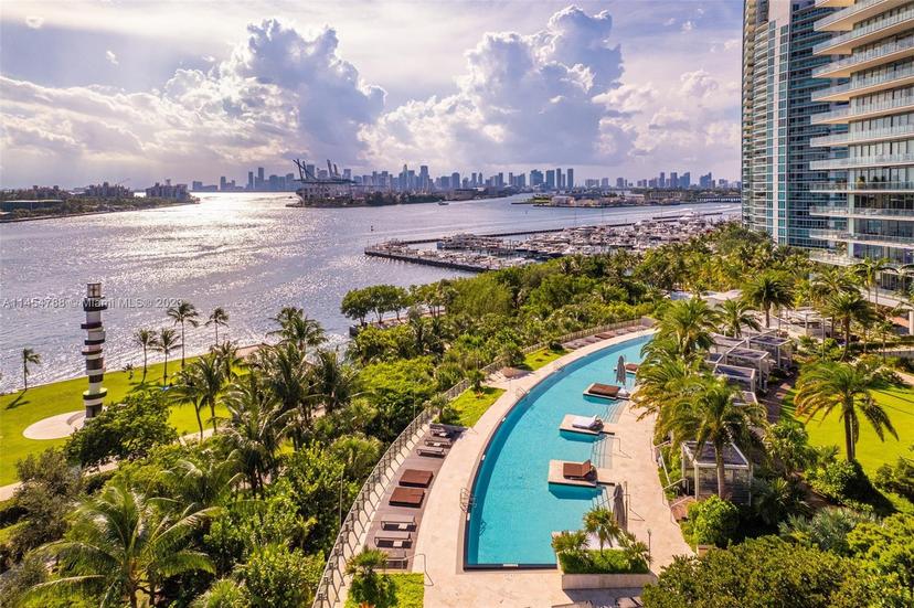 Picture of 800 S Pointe Dr # 1404, Miami Beach FL 33139