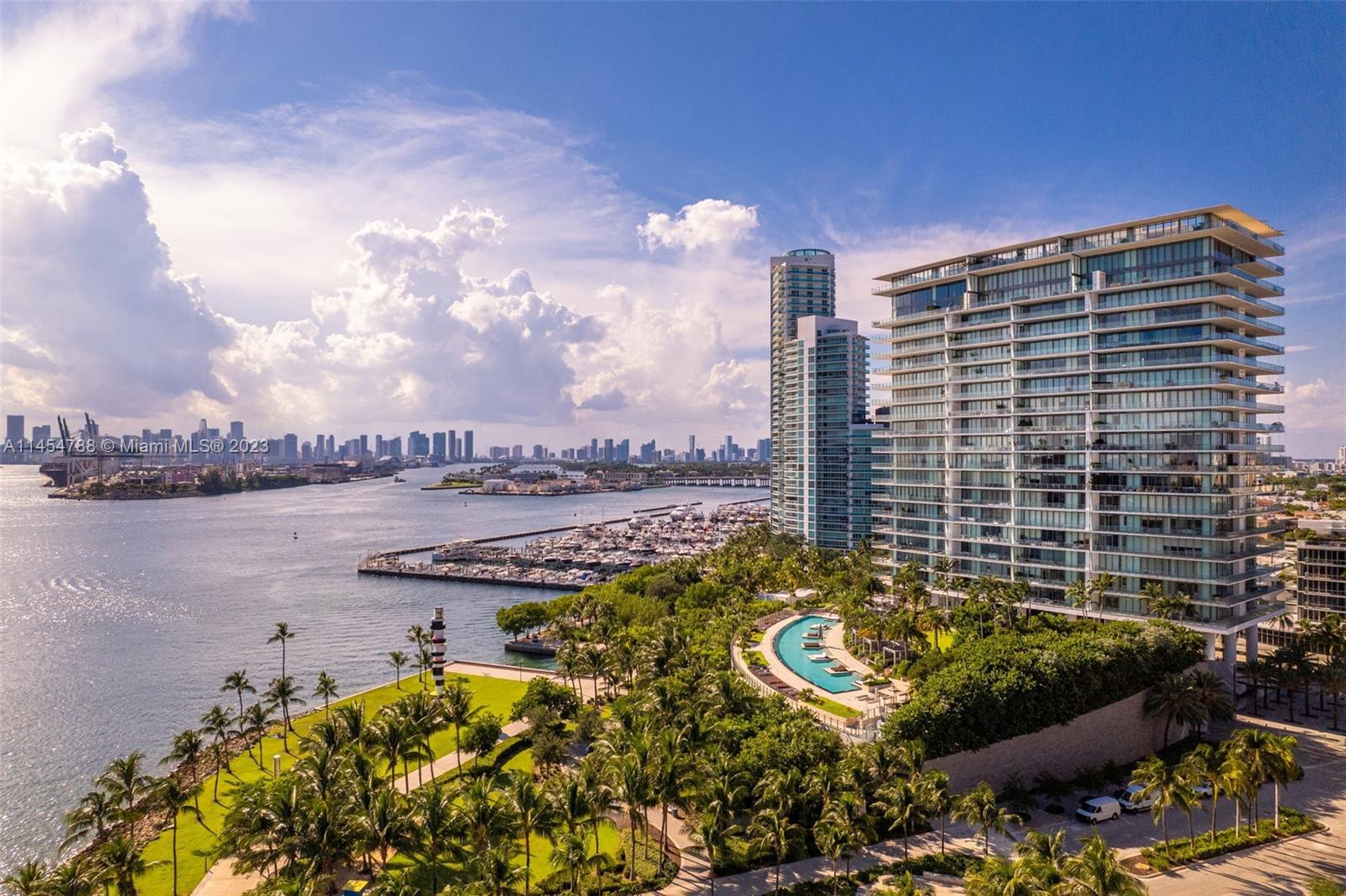 Picture of 800 S Pointe Dr # 1404, Miami Beach, FL 33139