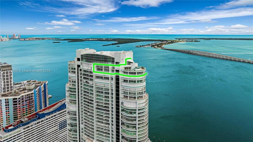 Picture of 1643 Brickell Ave, Miami FL 33129