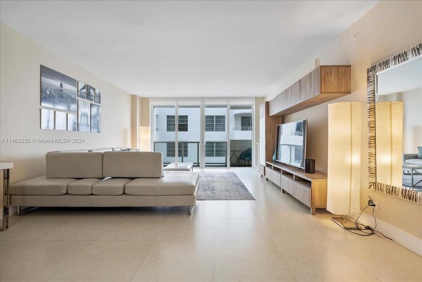 Picture of 5601 Collins Ave # 1514, Miami Beach FL 33140