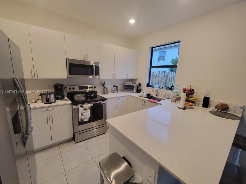 Picture of 11827 SW 247Th Ter # 0, Homestead FL 33032