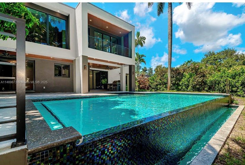 Picture of 451 NE 119Th St, Biscayne Park FL 33161