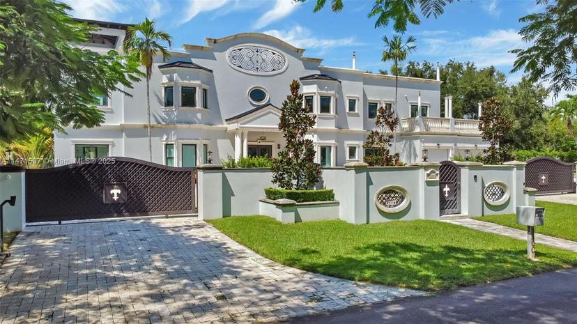 Picture of 7400 SW 72Nd Ct, Miami FL 33143