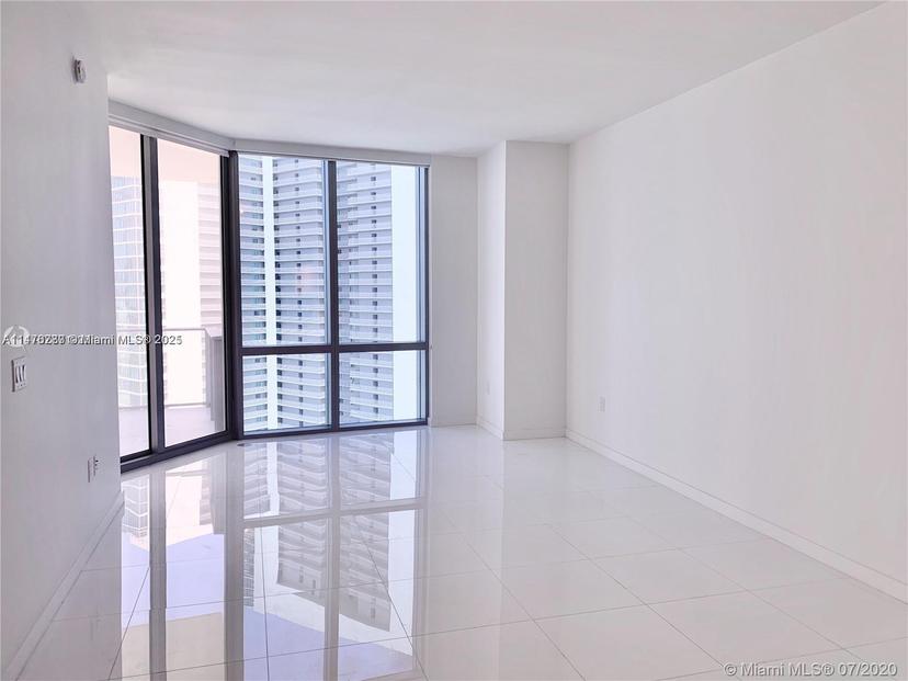 Picture of 851 NE 1St Ave # 3105, Miami FL 33132