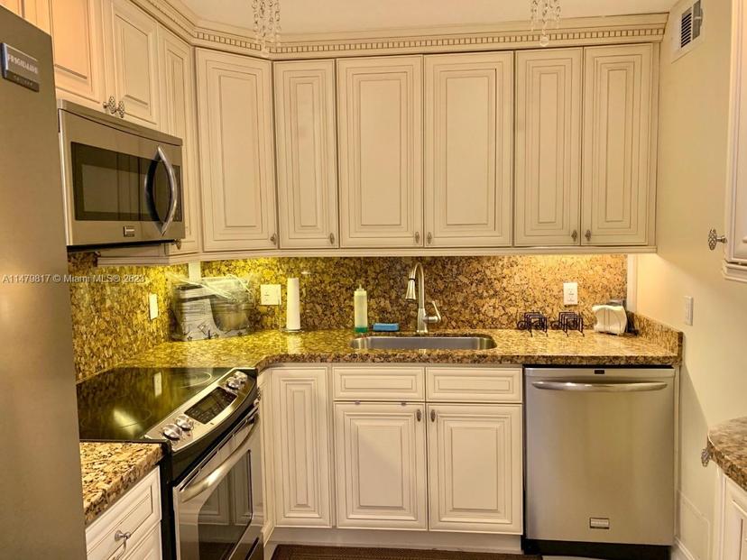 Picture of 1985 S Ocean Dr # 3C, Hallandale Beach FL 33009