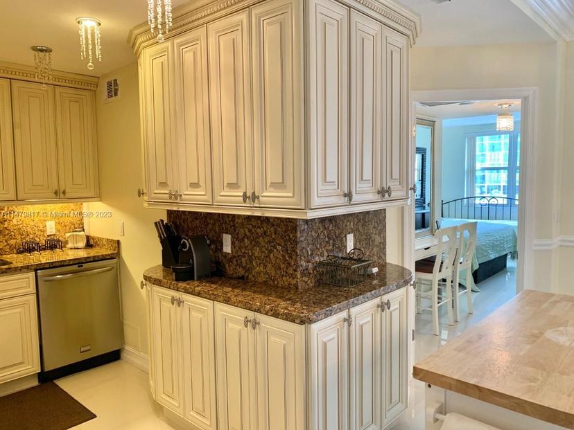 Picture of 1985 S Ocean Dr # 3C, Hallandale Beach FL 33009