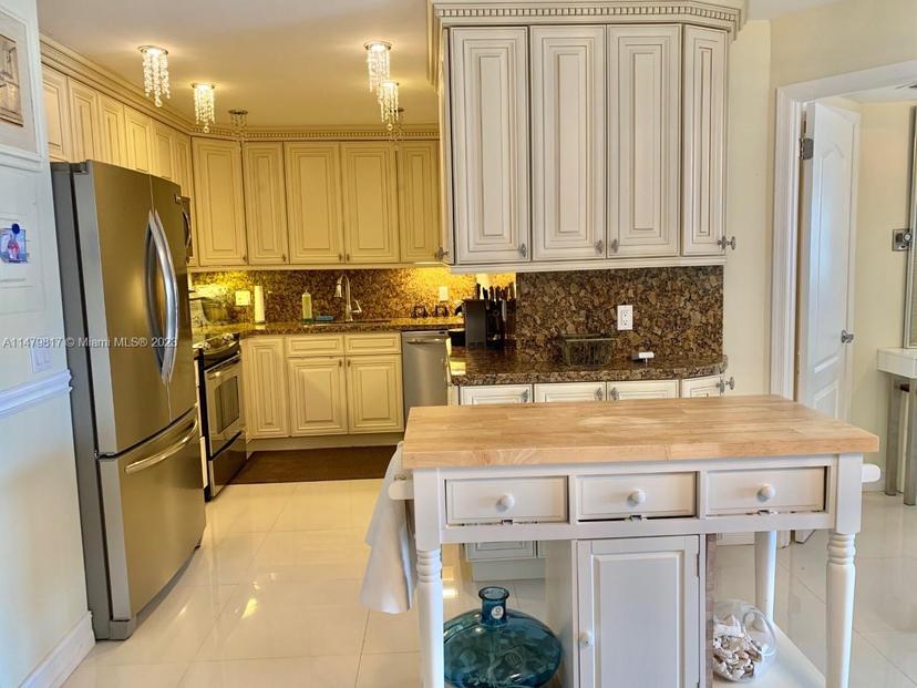 Picture of 1985 S Ocean Dr # 3C, Hallandale Beach FL 33009
