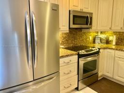 Picture of 1985 S Ocean Dr # 3C, Hallandale Beach, FL 33009