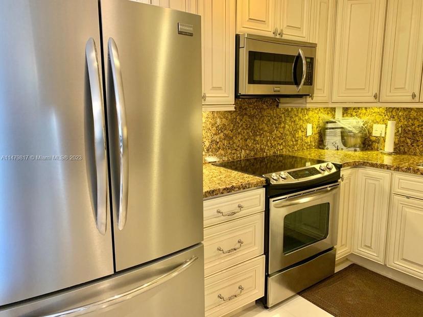 Picture of 1985 S Ocean Dr # 3C, Hallandale Beach FL 33009