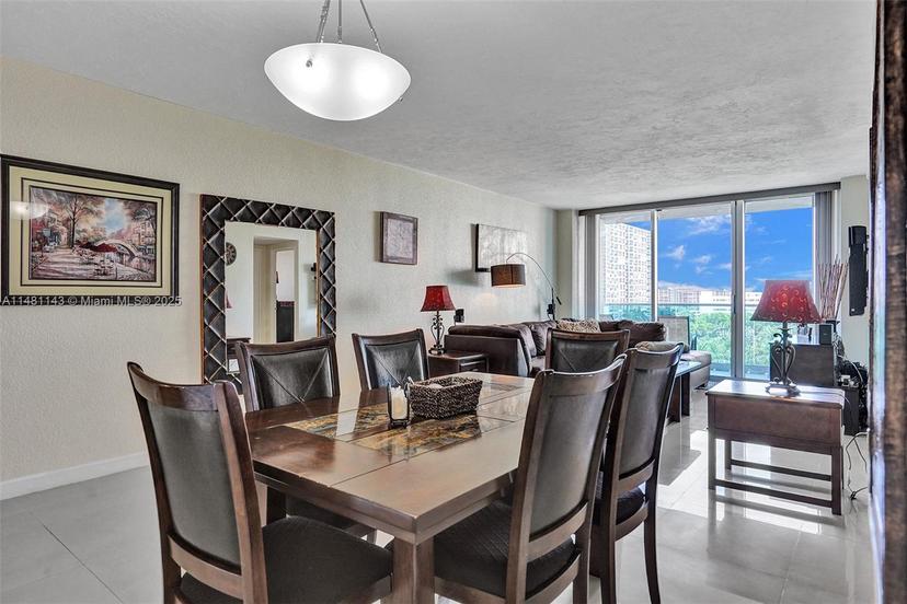 Picture of 4001 S Ocean Dr # 7C, Hollywood FL 33019