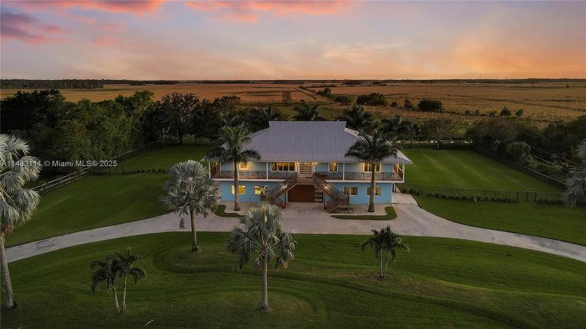 Picture of 11555 SW Meadowlark Cir, Stuart FL 34997