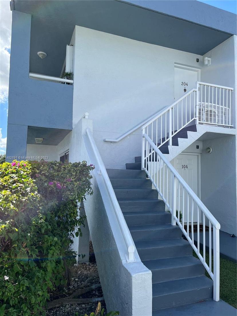 Picture of 6220 SW 131St Ct # 204, Miami FL 33183
