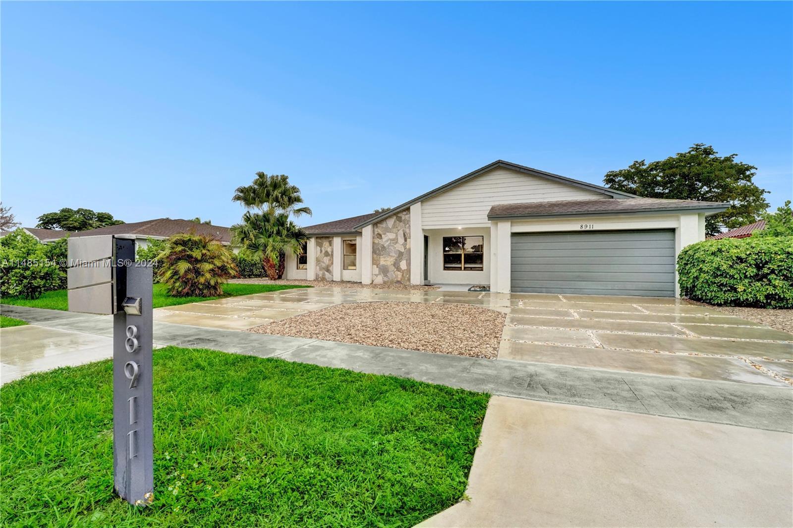 Picture of 8911 NW 79Th St, Tamarac, FL 33321