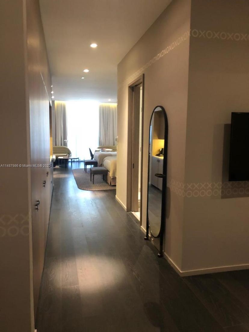 Picture of 801 S Miami Ave # 412, Miami FL 33131