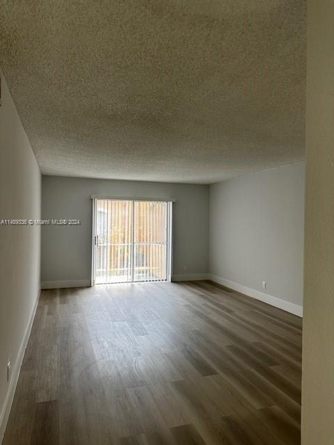 Picture of 17901 NW 68Th Ave # T205, Hialeah FL 33015
