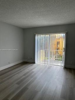 Picture of 17901 NW 68Th Ave # T205, Hialeah, FL 33015