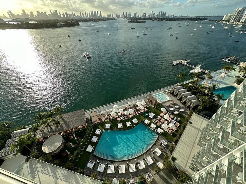 Picture of 1100 West Ave # 1520, Miami Beach FL 33139