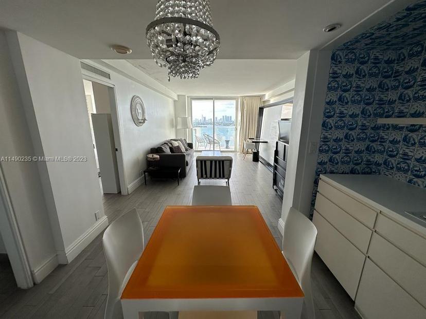 Picture of 1100 West Ave # 1520, Miami Beach FL 33139