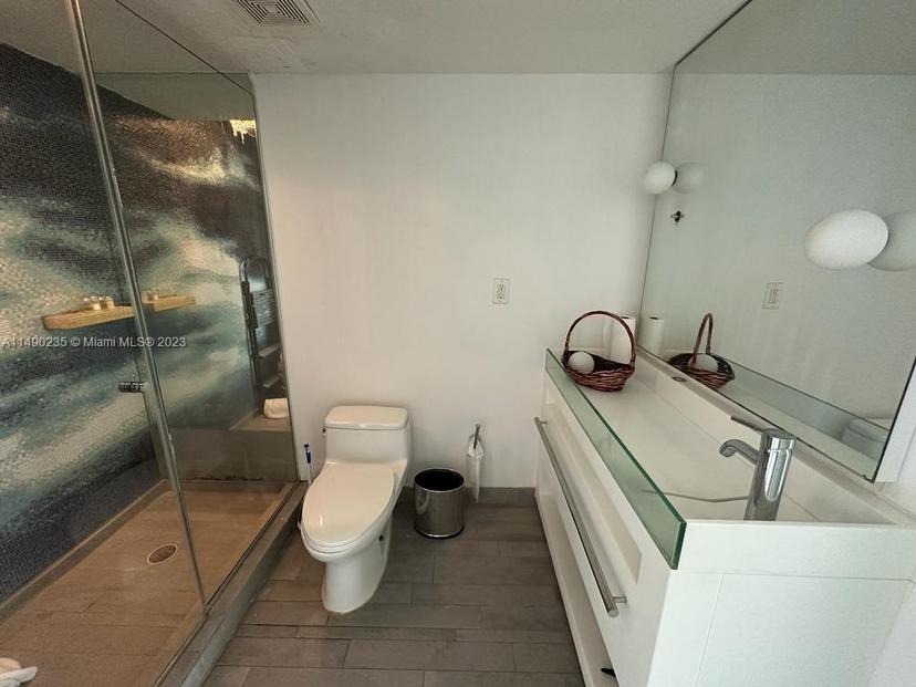 Picture of 1100 West Ave # 1520, Miami Beach FL 33139