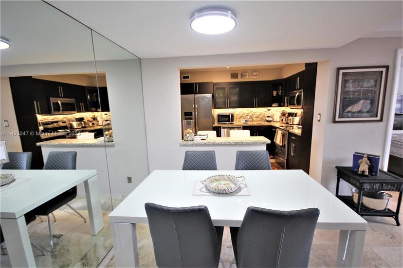 Picture of 5161 Collins Ave # 1610, Miami Beach FL 33140