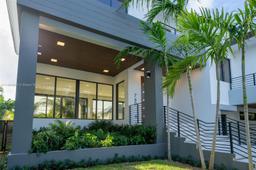 Picture of 760 Woodcrest Rd, Key Biscayne, FL 33149