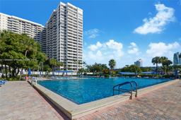 Picture of 2500 Parkview Dr # 2012, Hallandale Beach, FL 33009